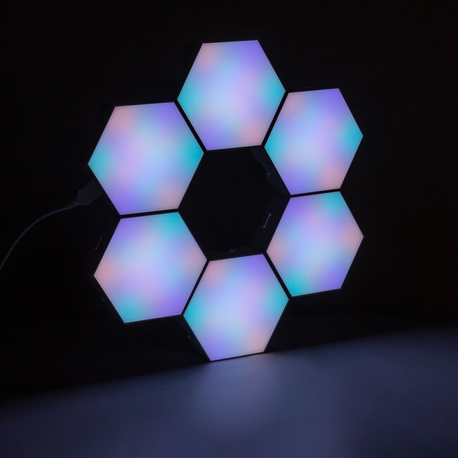 DIGIOCTA 90448 Σετ 6 Ψηφιακων LED RGB Φωτιστικών Κυψελών με Ψηφιακό Controller με WiFi Smart APP & Ασύρματο Χειριστήριο RF 2.4Ghz - LED SMD 5050 9W/Σετ 84PIXEL/Σετ 720lm/Σετ 120° DC 5V με USB 2.0 IP20 Πολύχρωμο RGB - Dimmable - Μ10.5 x Π10.5 x Υ3cm Ανά Κυψέλη - 2 Χρόνια Εγγύηση - 15