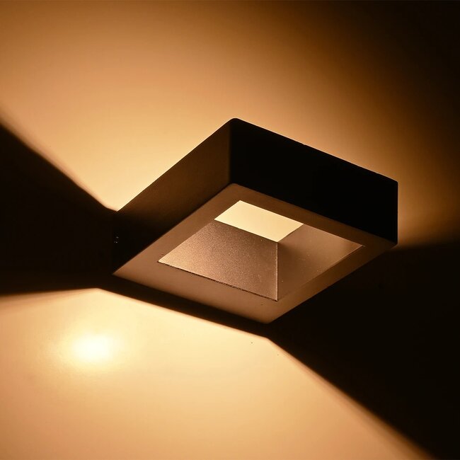 kelvo® AURA KLV-101-0116 Μοντέρνο Φωτιστικό Τοίχου - Απλίκα LED 7W 875lm 45° AC 220-240V Αδιάβροχο IP65 Θερμό Λευκό 2700K - Bridgelux COB Chip & TÜV SÜD Driver - Μαύρο Ματ - Μ15 x Π12.5 x Υ4.5cm - 5 Χρόνια Εγγύηση - 12 kelvo® AURA KLV-101-0116 Μοντέρνο Φωτιστικό Τοίχου - Απλίκα LED 7W 875lm 45° AC 220-240V Αδιάβροχο IP65 Θερμό Λευκό 2700K - Bridgelux COB Chip & TÜV SÜD Driver - Μαύρο Ματ - Μ15 x Π12.5 x Υ4.5cm - 5 Χρόνια Εγγύηση - 12