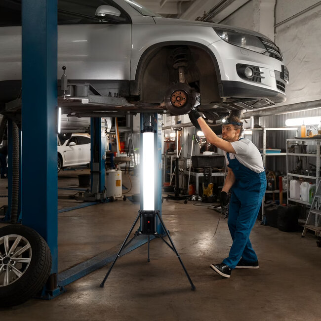99051 WORKING LIGHT LED Επαγγελματικό Φωτιστικό Εργασίας - Δυνατότητα Τοποθέτησης με Τρίποδο ή Κρεμαστό - 65W 6000lm 360° AC 220-240V IP65 με Αντοχή Κρούσης IK08 Φ70 x Υ130cm Ψυχρό Λευκό 6500K - 3 Years Warranty - 15