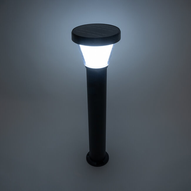 SOLARDIS 90523 LED Solar Bollard Light Κολωνάκι Κήπου Εξωτερικού Χώρου 10W 180lm 120° με Ενσωματωμένο Φωτοβολταϊκό Panel 6V 5W & Επαναφορτιζόμενη Μπαταρία Li-ion 3.2V 6000mAh με Αισθητήρα Ημέρας-Νύχτας - Αδιάβροχο IP65 Φ24 x Υ88cm Ψυχρό Λευκό 6000K