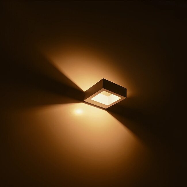 kelvo® AURA KLV-101-0118 Μοντέρνο Φωτιστικό Τοίχου - Απλίκα LED 7W 875lm 45° AC 220-240V Αδιάβροχο IP65 Θερμό Λευκό 2700K - Bridgelux COB Chip & TÜV SÜD Driver - Λευκό Ματ - Μ15 x Π12.5 x Υ4.5cm - 5 Χρόνια Εγγύηση - 11 kelvo® AURA KLV-101-0118 Μοντέρνο Φωτιστικό Τοίχου - Απλίκα LED 7W 875lm 45° AC 220-240V Αδιάβροχο IP65 Θερμό Λευκό 2700K - Bridgelux COB Chip & TÜV SÜD Driver - Λευκό Ματ - Μ15 x Π12.5 x Υ4.5cm - 5 Χρόνια Εγγύηση - 11